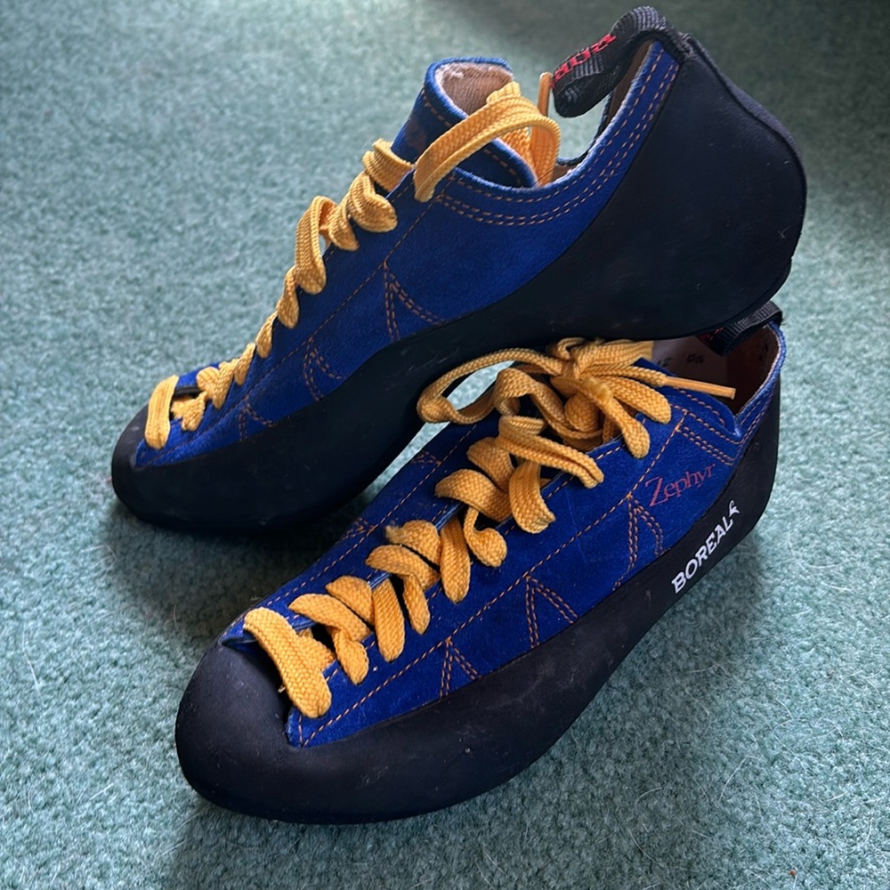 BOREAL Fusion S-2 Climbing Shoes. Womens 8.5 US